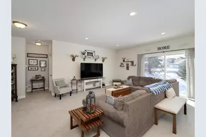 404 Grant Avenue SE, Hutchinson, MN 55350 - Photo 5