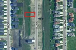 3707 33rd St S, Moorhead, MN 56560 - Photo 1