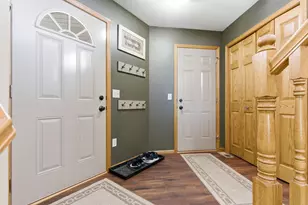 26109 Bluebird Ln, Rockville, MN 56301 - Photo 15