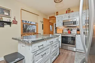 9658 Crestview Dr, Saint Joseph, MN 56374 - Photo 17