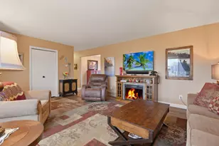 9658 Crestview Dr, Saint Joseph, MN 56374 - Photo 9