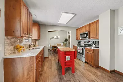 630 Tyrol Lane, Shakopee, MN 55379 - Photo 9