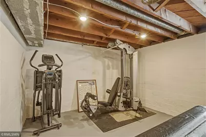 1067 Robert Street S, West Saint Paul, MN 55118 - Photo 21