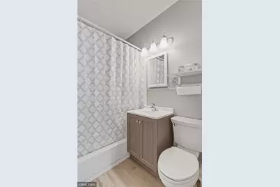 1067 Robert Street S, West Saint Paul, MN 55118 - Photo 9