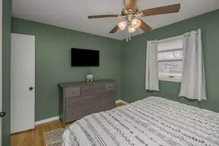 4934 Sheridan Ave N, Minneapolis, MN 55430 - Photo 15