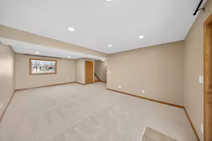 5315 Castleview Dr NW, Rochester, MN 55901 - Photo 23