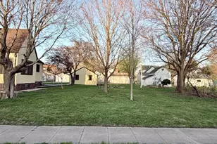 718 6th St N, Saint James, MN 56081 - Photo 35