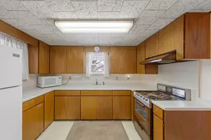 730 9th St NW, Faribault, MN 55021 - Photo 7