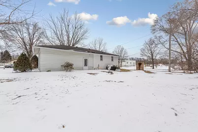 730 9th Street NW, Faribault, MN 55021 - Photo 3