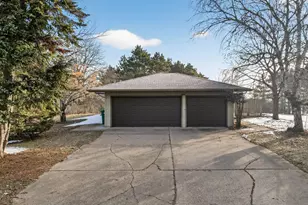 2216 Orwell Ct N, Stillwater, MN 55082 - Photo 3