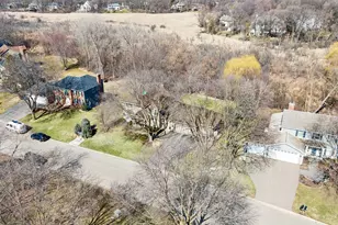 291 Trappers Pass, Chanhassen, MN 55317 - Photo 73