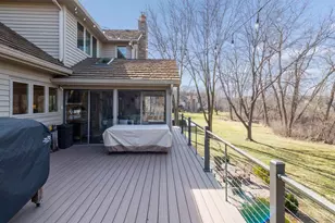 291 Trappers Pass, Chanhassen, MN 55317 - Photo 35