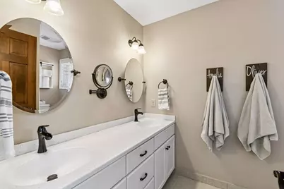 291 Trappers Pass, Chanhassen, MN 55317 - Photo 53