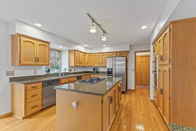 7334 W 114th Street Circle, Bloomington, MN 55438 - Photo 7