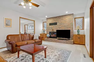 7334 W 114th St Cir, Bloomington, MN 55438 - Photo 9