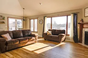 2484 Briar Oakes Blvd, Monticello, MN 55362 - Photo 11