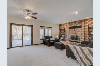 214 Woodridge Drive, Vadnais Heights, MN 55127 - Photo 7