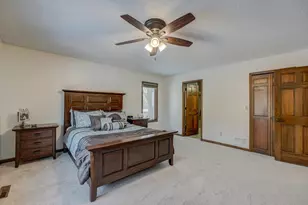 214 Woodridge Dr, Vadnais Heights, MN 55127 - Photo 15