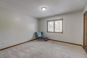 214 Woodridge Dr, Vadnais Heights, MN 55127 - Photo 21