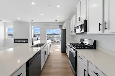 10539 Harbor Lane N, Maple Grove, MN 55369 - Photo 5