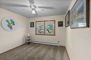 901 Cheri Ln, Mendota Heights, MN 55120 - Photo 23