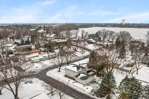 901 Cheri Ln, Mendota Heights, MN 55120 - Photo 39