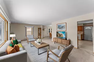 901 Cheri Ln, Mendota Heights, MN 55120 - Photo 11