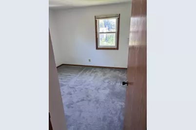 6012 Beard Avenue N, Brooklyn Center, MN 55429 - Photo 9