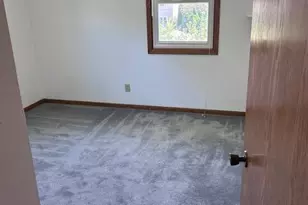 6012 Beard Ave N, Brooklyn Center, MN 55429 - Photo 9