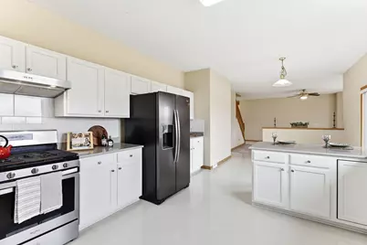 2888 Eagle Valley Drive, Woodbury, MN 55129 - Photo 15