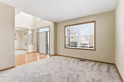 2888 Eagle Valley Drive, Woodbury, MN 55129 - Photo 9