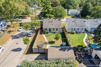 4557 Queen Avenue N, Minneapolis, MN 55412 - Photo 7