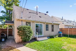 4557 Queen Ave N, Minneapolis, MN 55412 - Photo 33