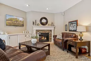 10488 Raleigh Rd, Woodbury, MN 55129 - Photo 27