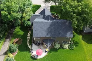 10488 Raleigh Rd, Woodbury, MN 55129 - Photo 59