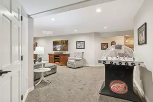 10488 Raleigh Rd, Woodbury, MN 55129 - Photo 43