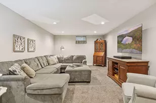 10488 Raleigh Rd, Woodbury, MN 55129 - Photo 45