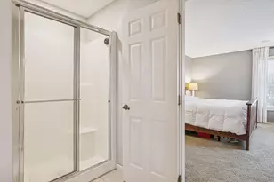 10488 Raleigh Rd, Woodbury, MN 55129 - Photo 37