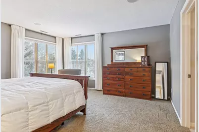 10488 Raleigh Road, Woodbury, MN 55129 - Photo 33