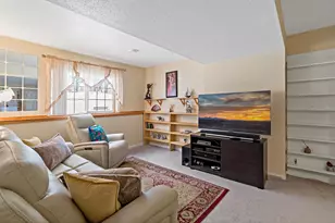 3690 Commonwealth Rd, Woodbury, MN 55125 - Photo 15