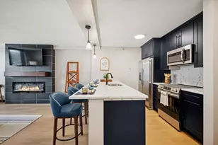 433 S 7th St, Minneapolis, MN 55415 - Photo 11