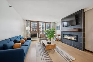 433 S 7th St, Minneapolis, MN 55415 - Photo 1