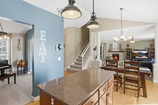 8564 Pine Ct, Victoria, MN 55386 - Photo 11