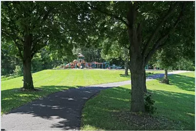 1730 Merrimac Lane N, Plymouth, MN 55447 - Photo 15