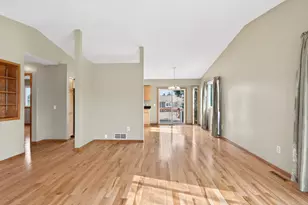 9656 Thomas Ave N, Brooklyn Park, MN 55444 - Photo 7