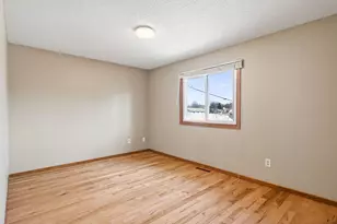 9656 Thomas Ave N, Brooklyn Park, MN 55444 - Photo 11