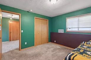 9656 Thomas Ave N, Brooklyn Park, MN 55444 - Photo 17