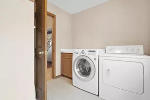 15142 Cherry Ln, Burnsville, MN 55306 - Photo 23