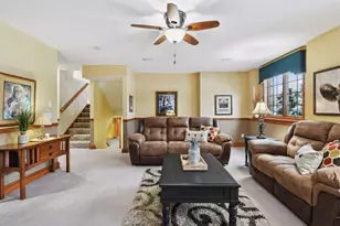 305 Pondview Ln, Chaska, MN 55318 - Photo 35