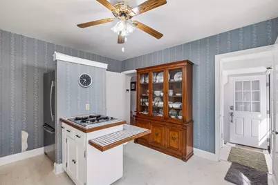 671 Como Avenue, Saint Paul, MN 55103 - Photo 9
